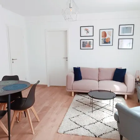 شقة Cosy Dans Maison Calme Et Parking Gratuit Avec Borne إلكيرك كرافونستاد