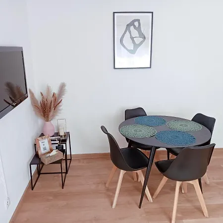 Cosy Dans Maison Calme Et Parking Gratuit Avec Borne 아파트