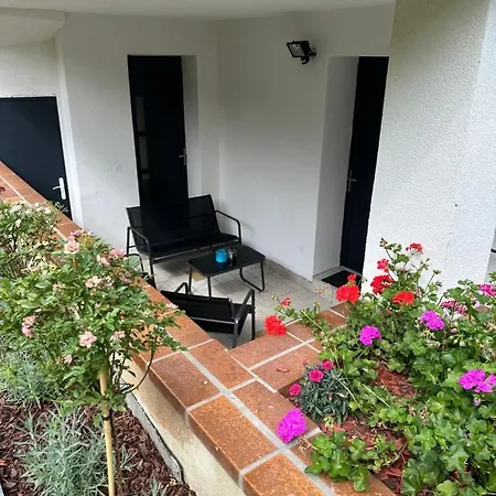 Cosy Dans Maison Calme Et Parking Gratuit Avec Borne شقة